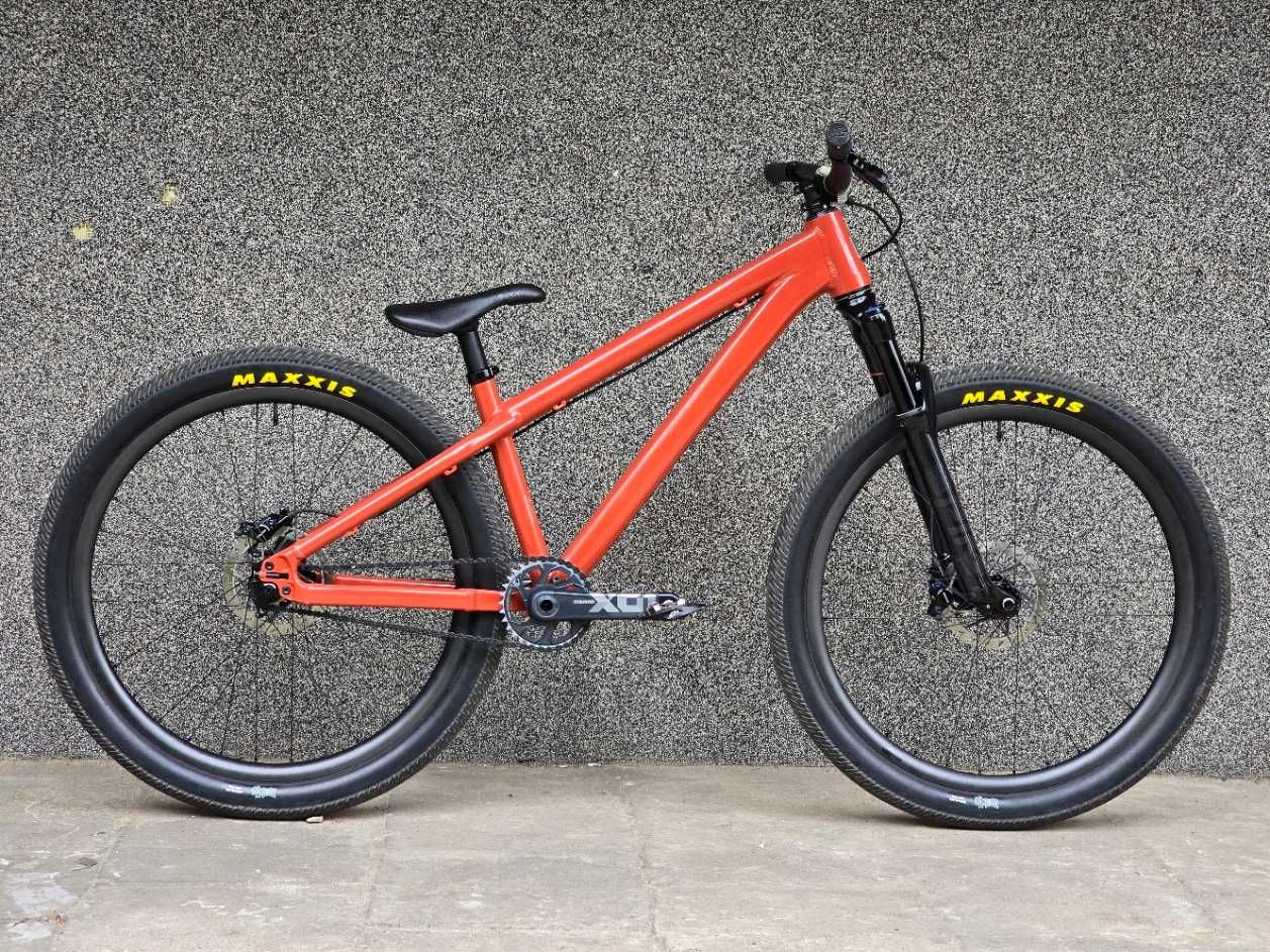 Santa Cruz Jackal 4.1 26 AL M rama frame Dirt Pump Decade Two6Player