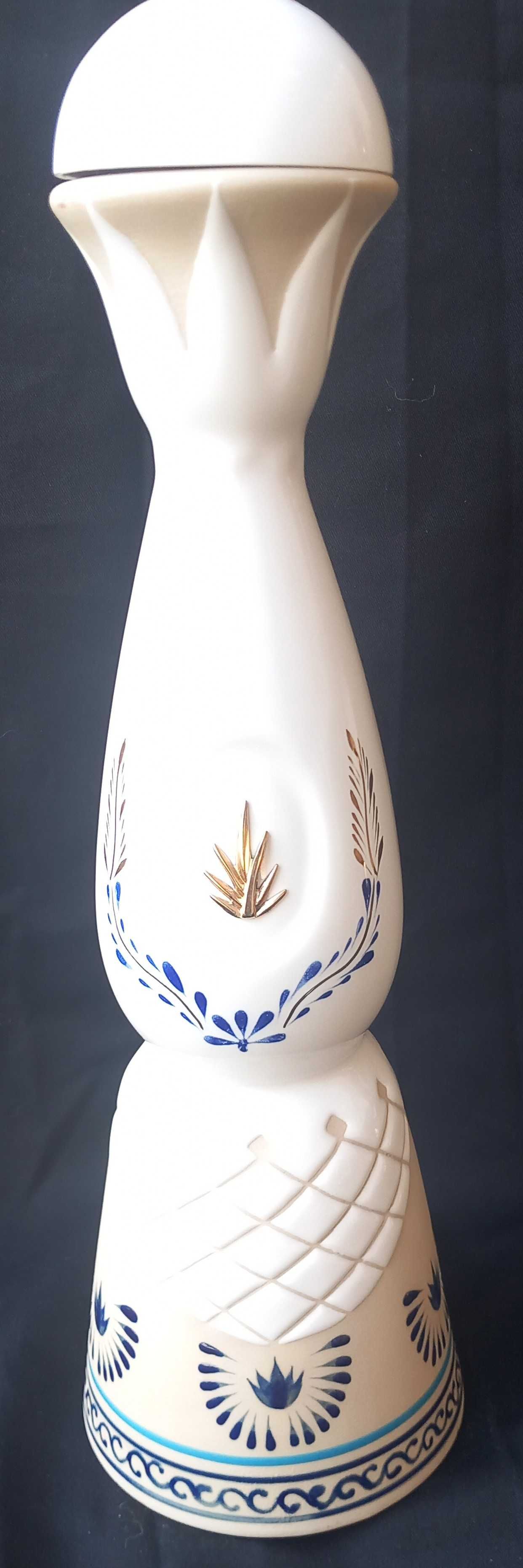 Garrafa em cerâmica de Tequila Mexicana Clase Azul Anejo VAZIA
