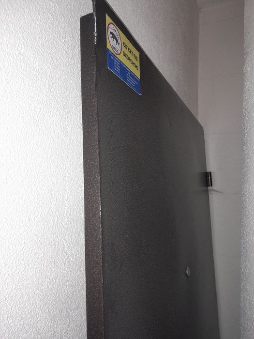 Двері вхідні металеві (БЕЗ КОРОБКИ).