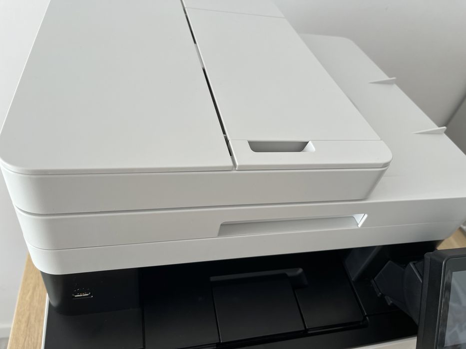 Canon i-SENSYS MF645CX -Niezawodne urządzenie wielofunkcyjne do biura