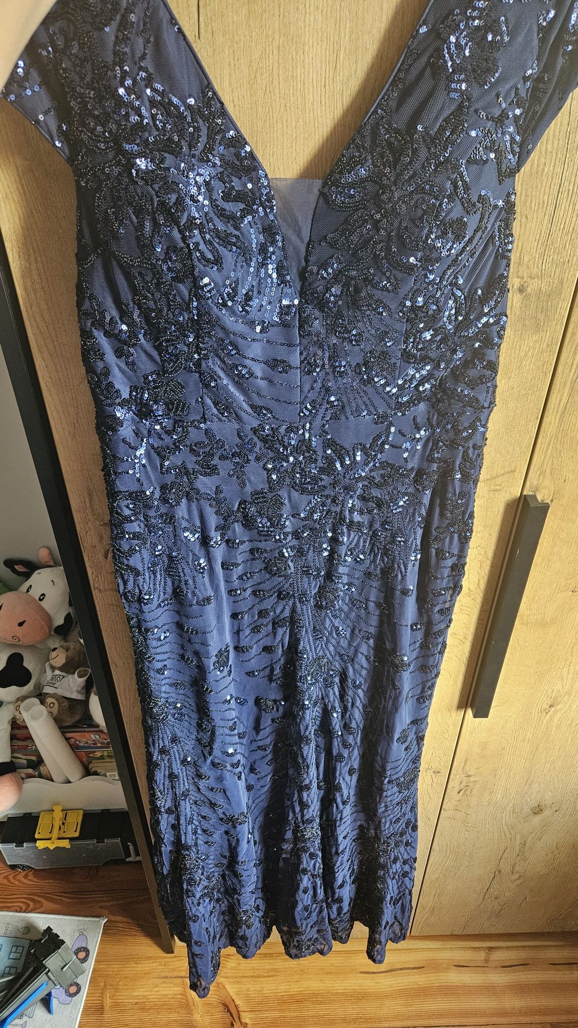 Śliczna sukienka granatowa r.44