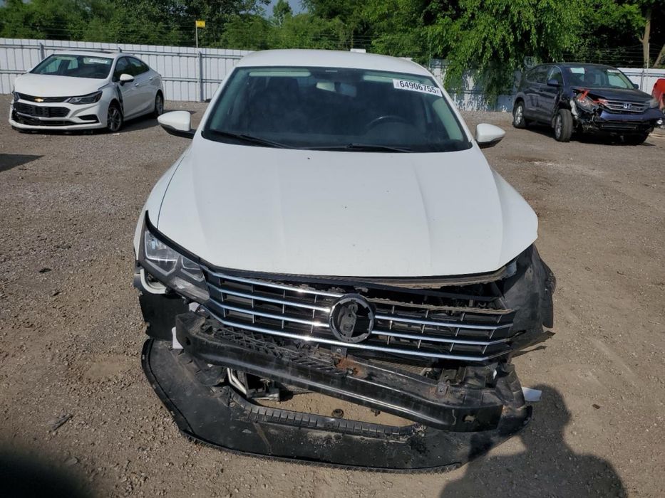 Продам пассат 2018 год США