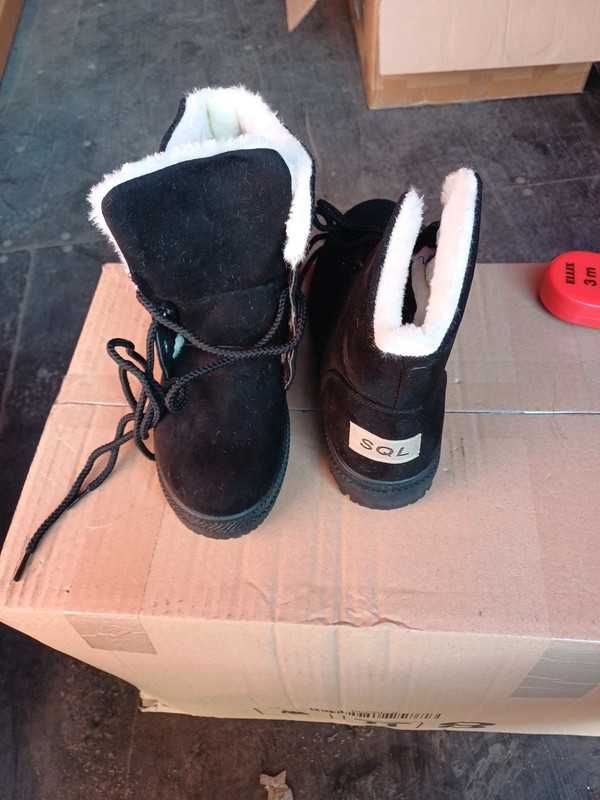 Buty zimowe ocieplane rozmiar 38 (52)