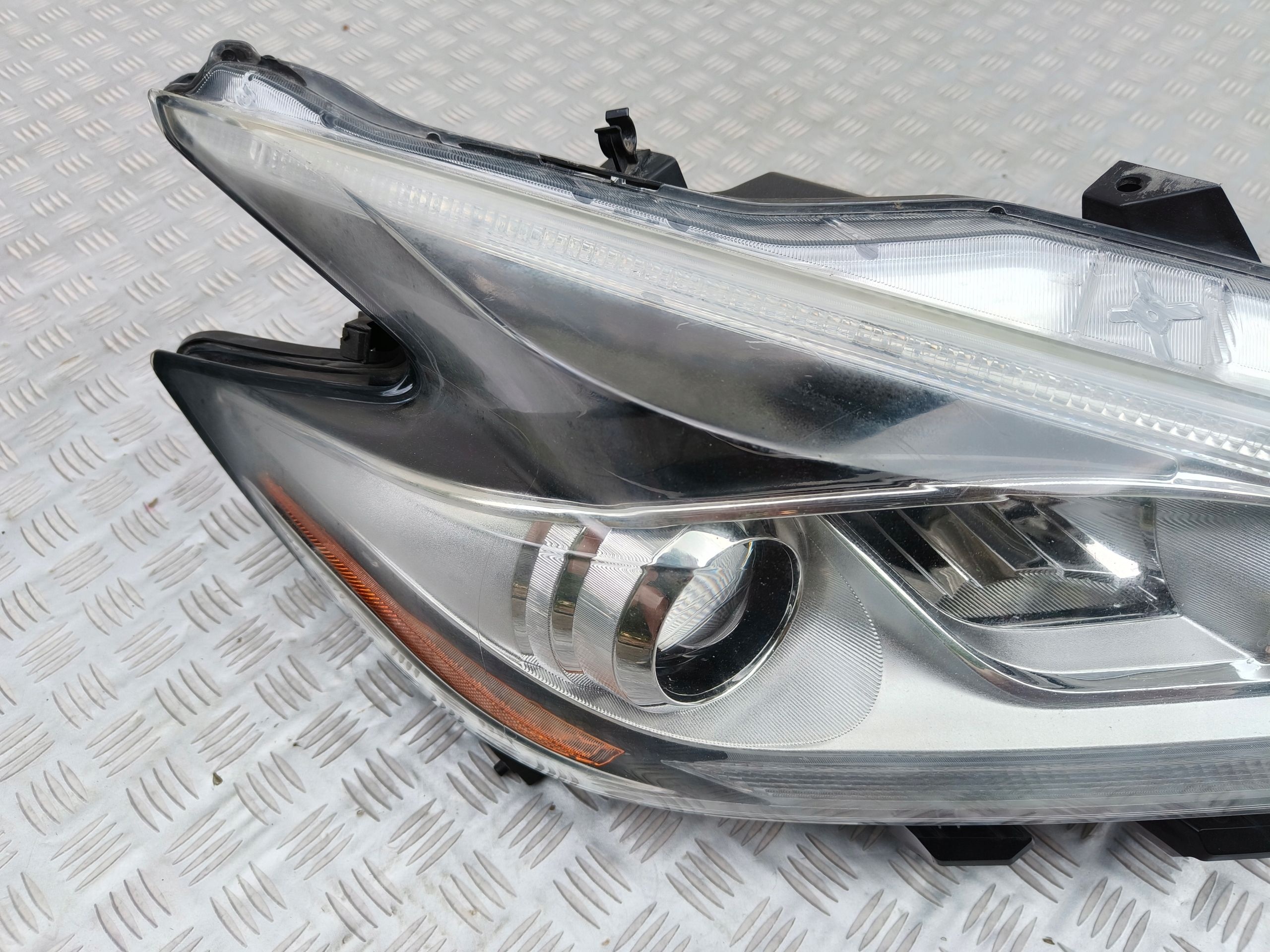 Nissan Murano Reflektor Lampa przód Prawa Full Led Usa