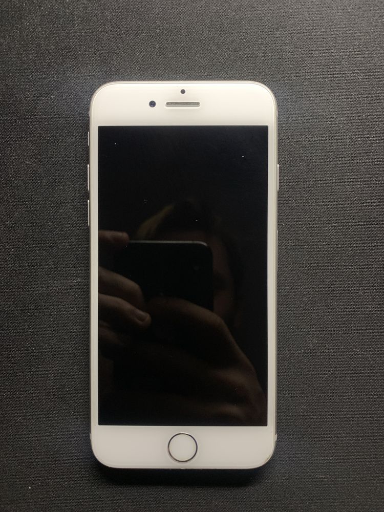 СРОЧНО Продам iPhone 8 64gb neverlock