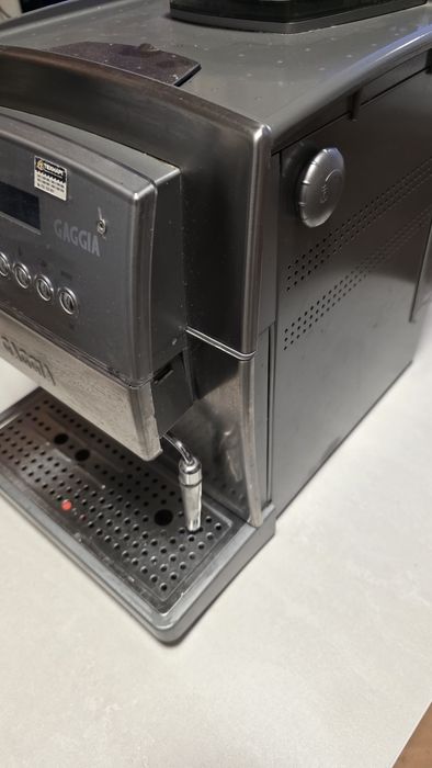 Продаю кофе машину