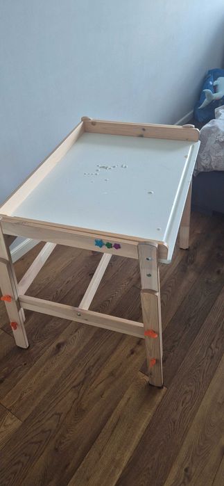Stolik dzicięcy ikea