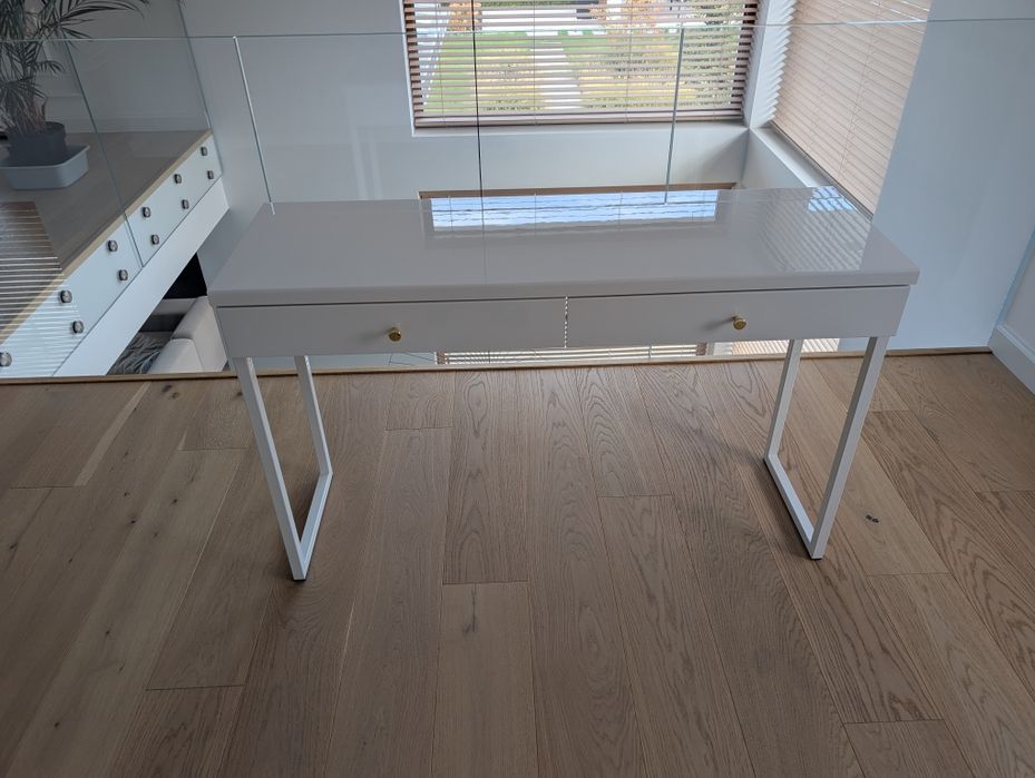 Toaletka Ikea Besta Brus