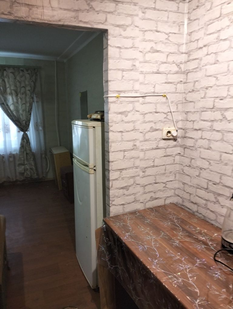 Кімната в малосімейці
