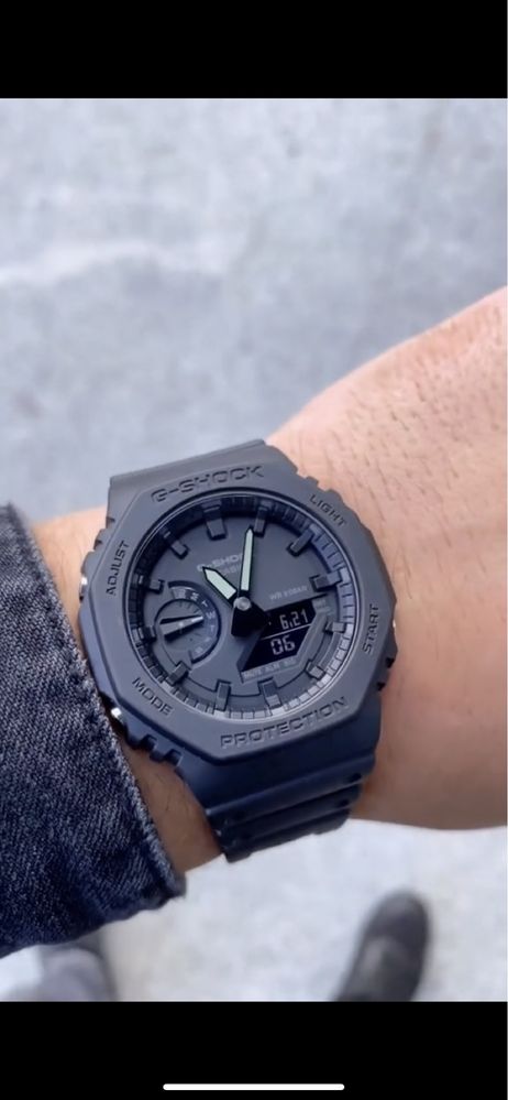 Наручний годинник Casio G-Shock 2100