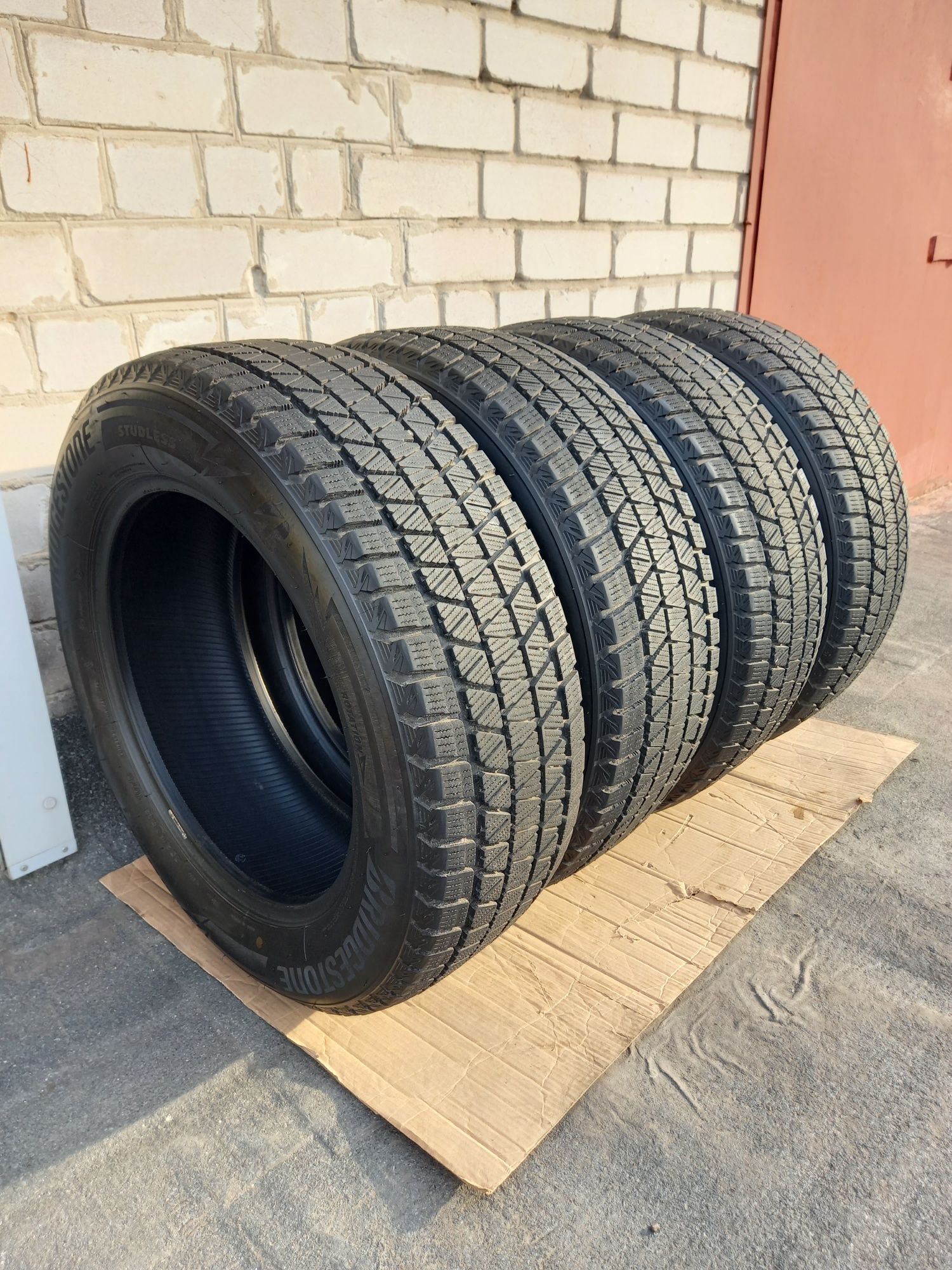 Шины,зимняя резина,Bridgestone blizzak DM-V3 235/60/r18