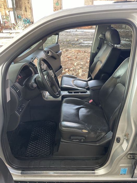 Nissan Pathfinder Automat 7 Miejsc Full Opcja F-Vat