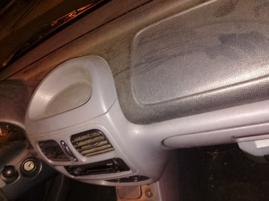 Renault Clio em otimo estado