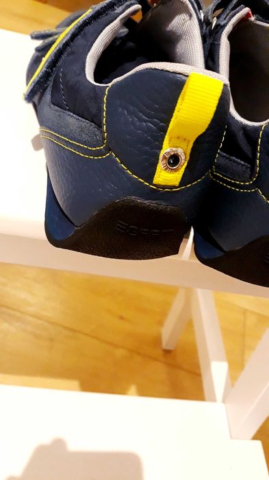 świetne lekkie sportowe buty męskie ESPRIT 41 jak NOWE Jakość !!