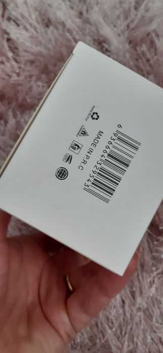 Perfumy srebrny robot