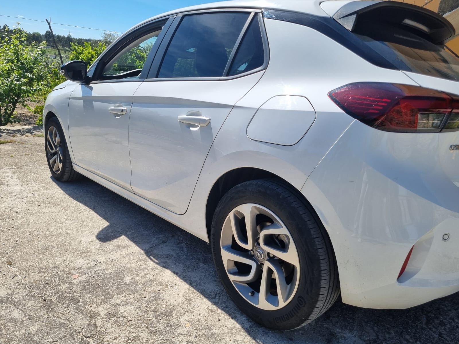 Carro Opel corsa