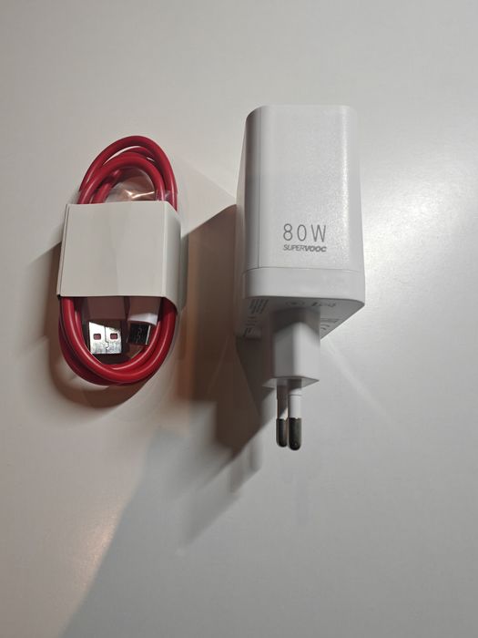 Ładowarka superVOOC oneplus 80 w nowa