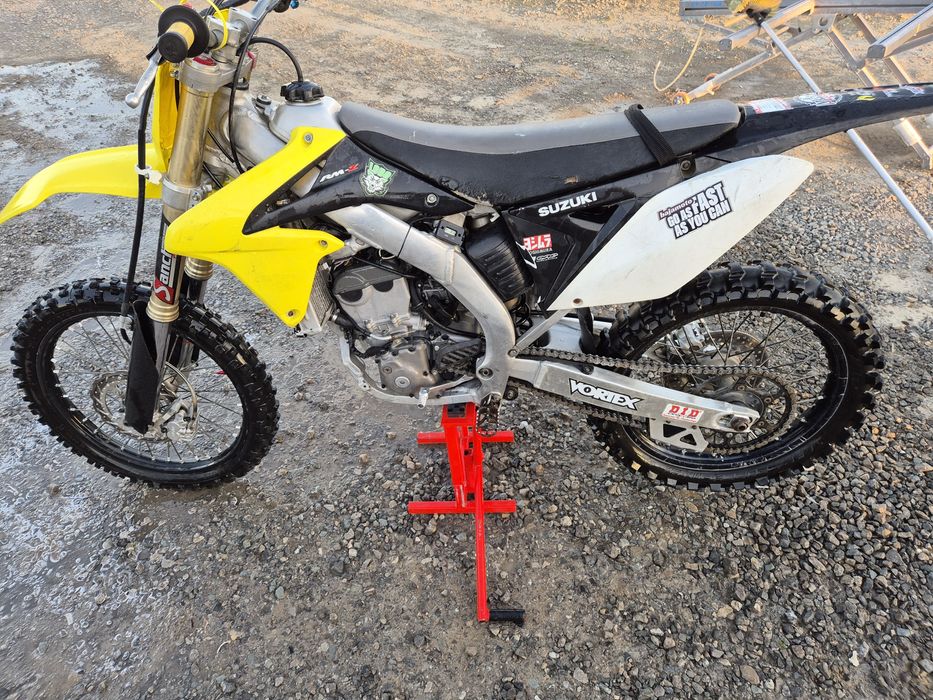 Suzuki rmz 250 Wtrysk