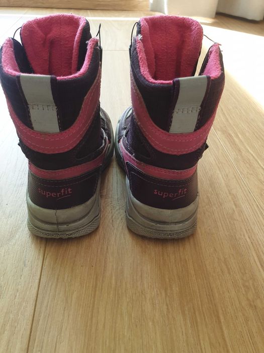 Buty zimowe Super fit, rozmiar 25, z GORE-TEXEM. POLECAM!