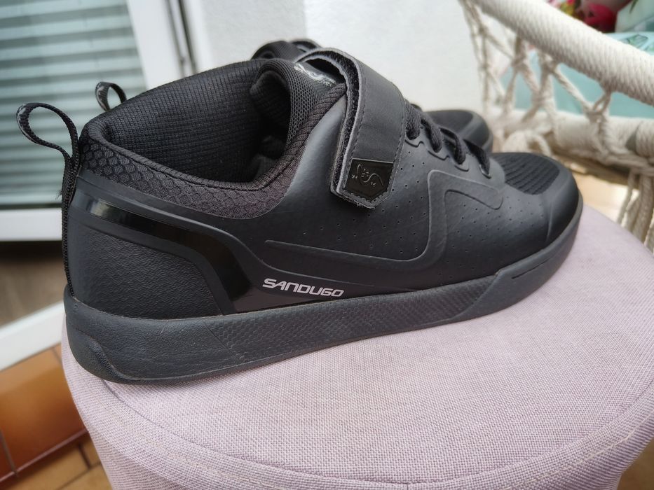 Buty rowerowe MTB Sandugo