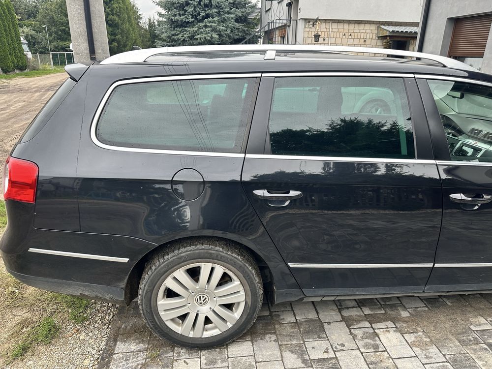 Passat B6 2.0tdi 170KM DSG highline HiFi 2007R