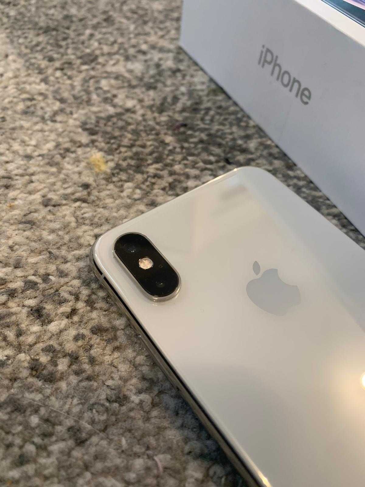 iPhone XS 64GB Silver Bardzo Dobry Stan