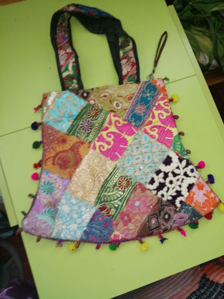 Bolsa de pano artesanal