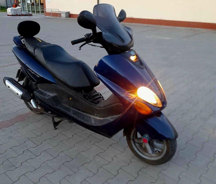 Skuter Yamaha Majesty 125 rok 2003