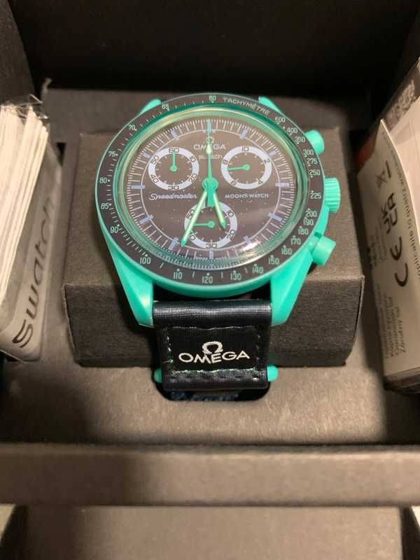 SO33L103 Omega x Swatch BioCeramika Podbiegunowa