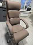 Крісло для керівників Nowy Styl Delta Eco-35 Anyfix CHR68 P кавове