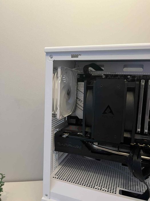 FV23%/Ryzen 5 5500/RX7600/16Gb/Biały Komputer Gamingowy