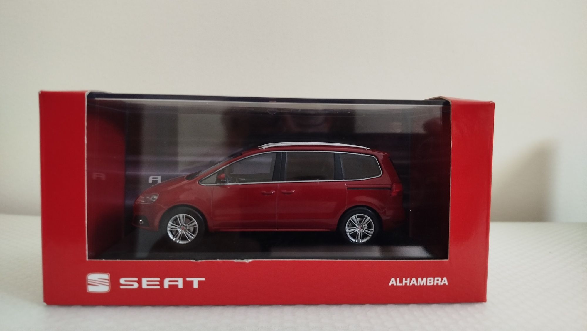 Miniatura Seat Alhambra 1/43 Nova