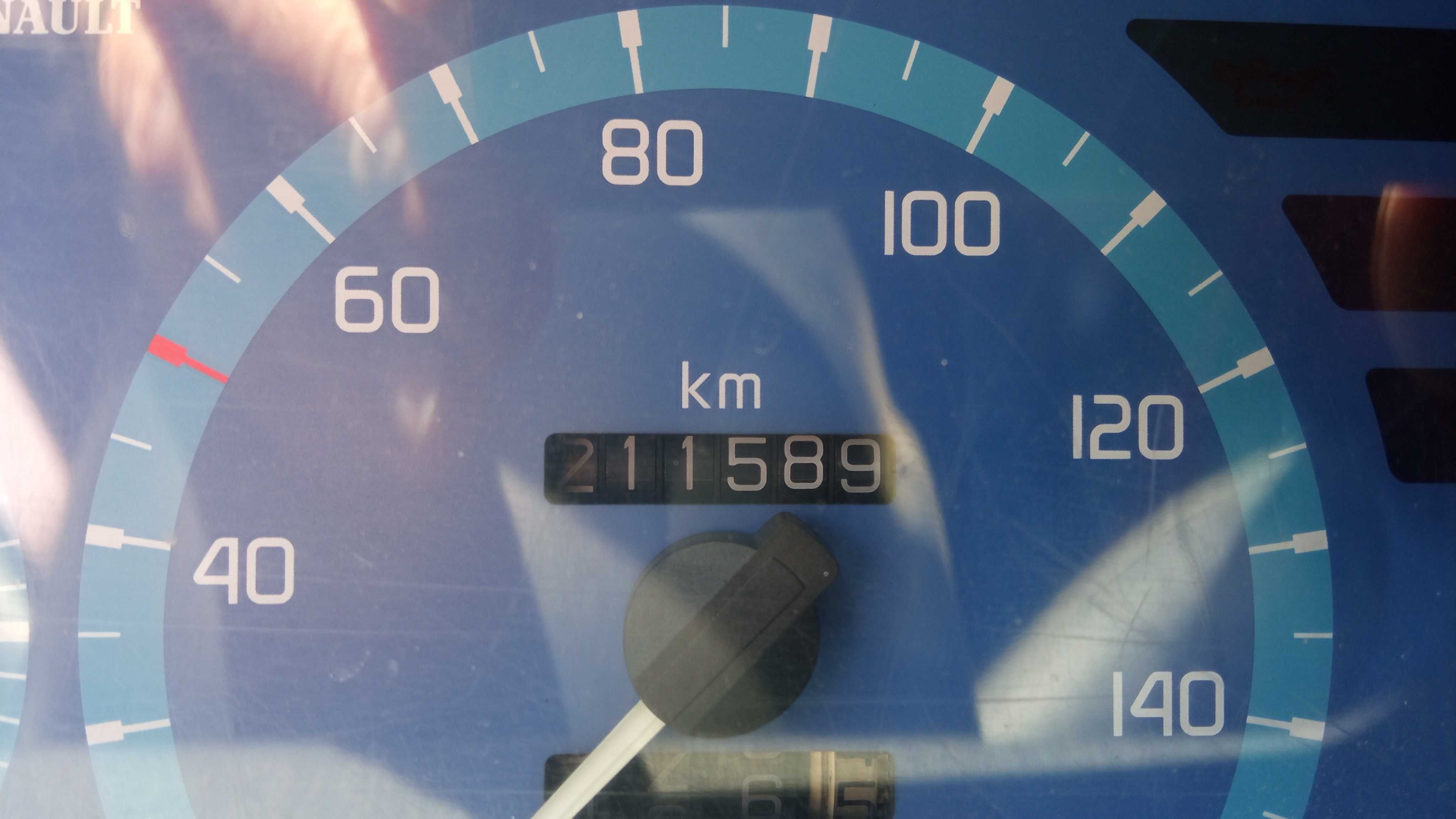Renault Master 2.5