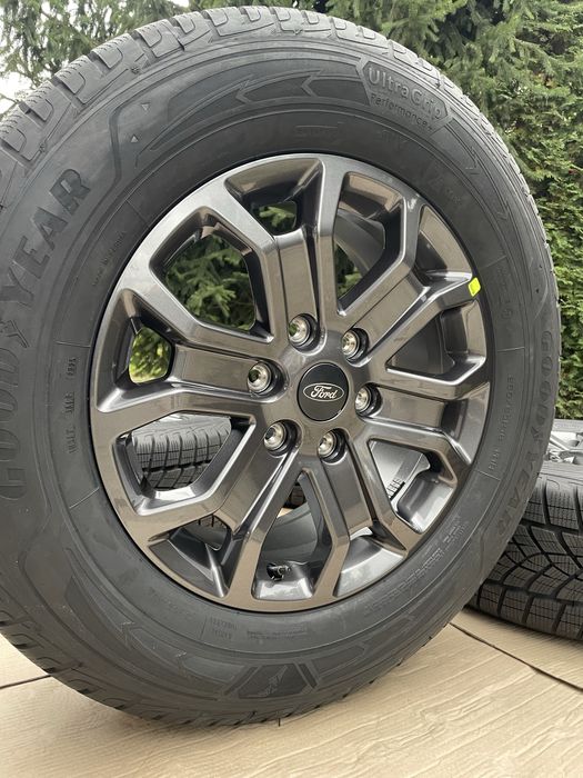 Диски Ford Ranger, VW Amarok R18 оригінал з зимовими шинами