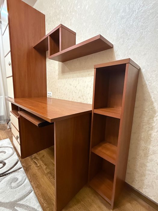 Комплект меблів в дитячу VOX (Польща)