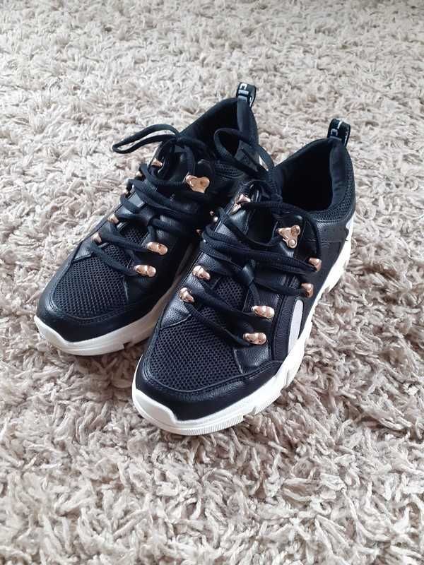 Czarne białe buty sportowe vices sneakersy adidasy 39 25.5 cm złote