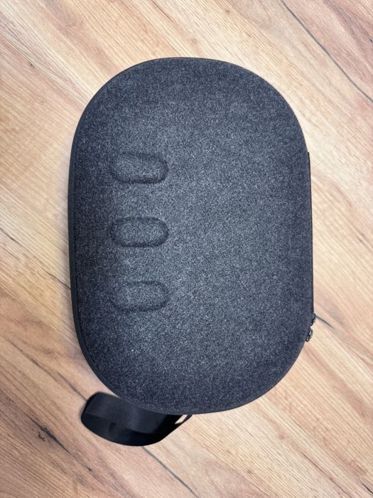 Meta Quest 3 oculus idealny stan etui