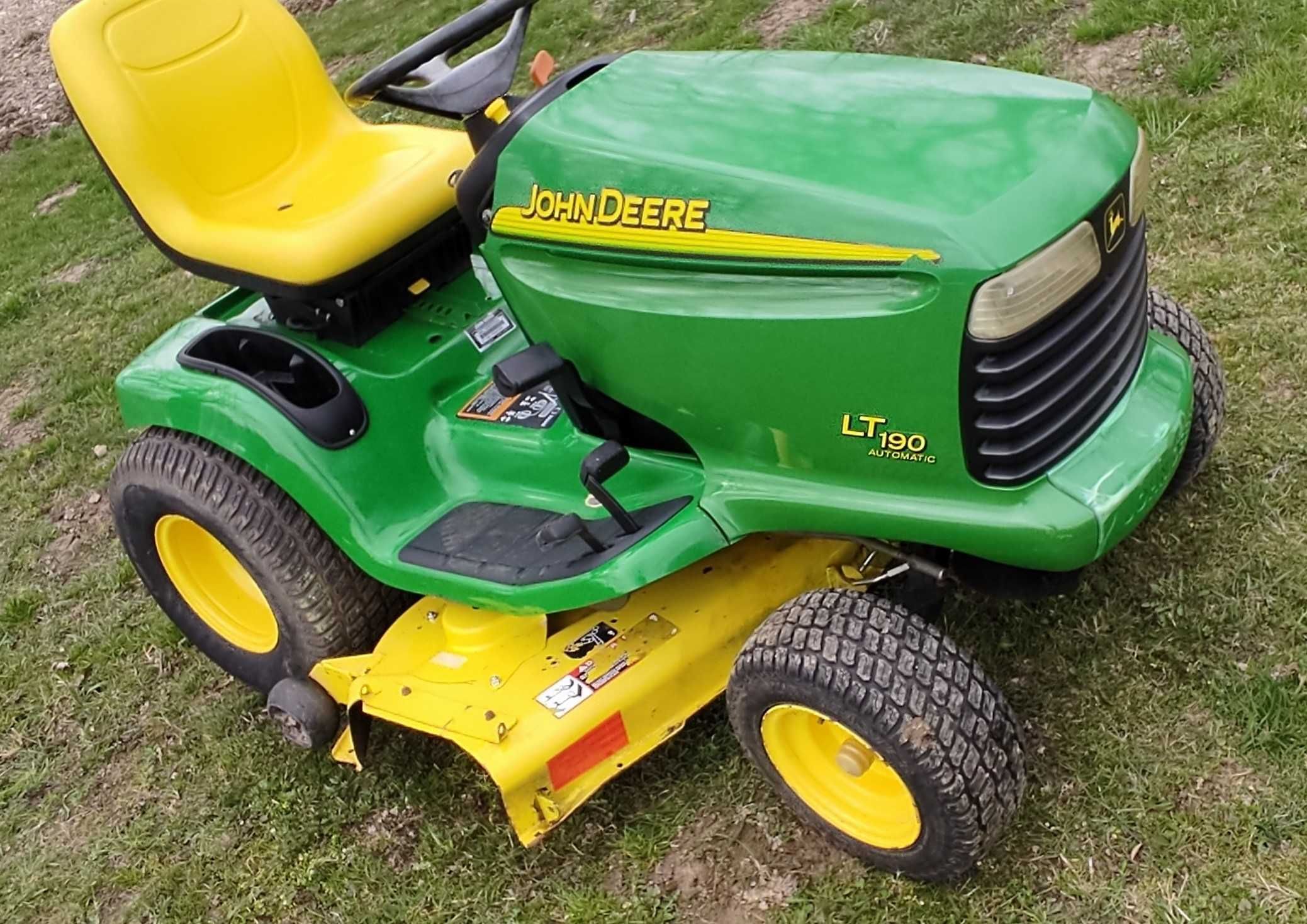 Traktorek kosiarka John Deere LT190 18HP Cub Cadet Husqvarna Craftsman