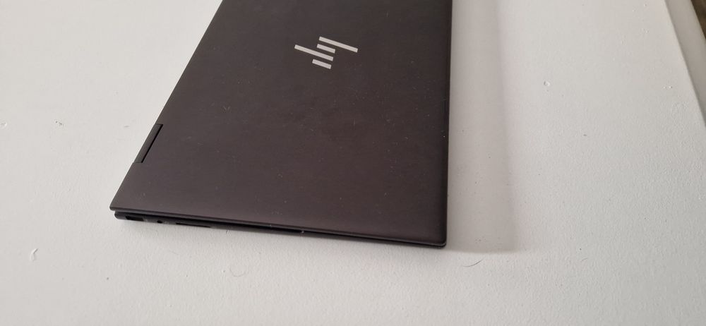 Vendo portatil 2 in 1 HP Envy x360 laptop 15