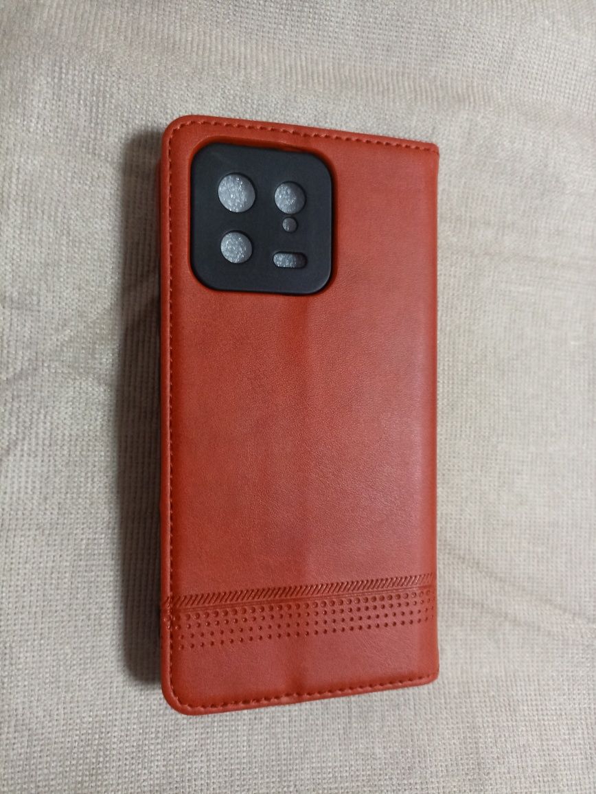 Чехол книжка Xiaomi 13 красный.