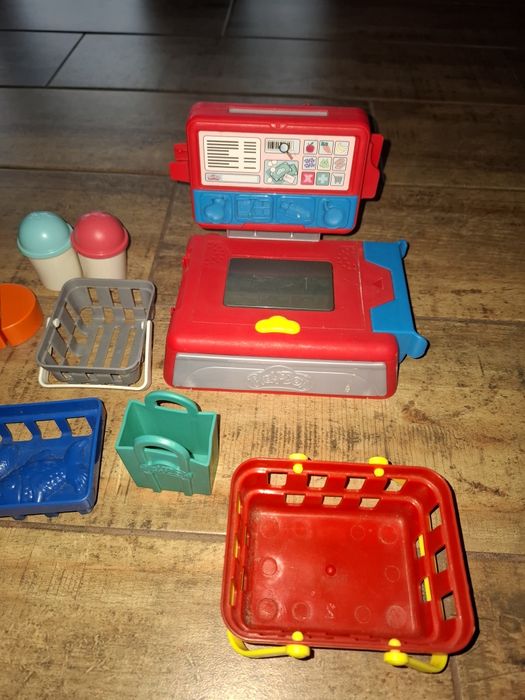 Zestaw zabawek do kuchni i plasteliny