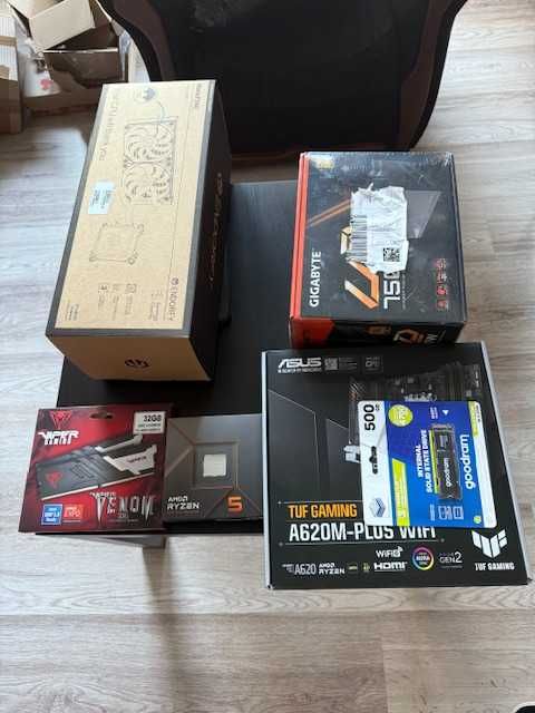 Komputer Gamingowy RX 7800 XT Gaming OC 16GB/Ryzen 5 7600X/SSD/DDR5