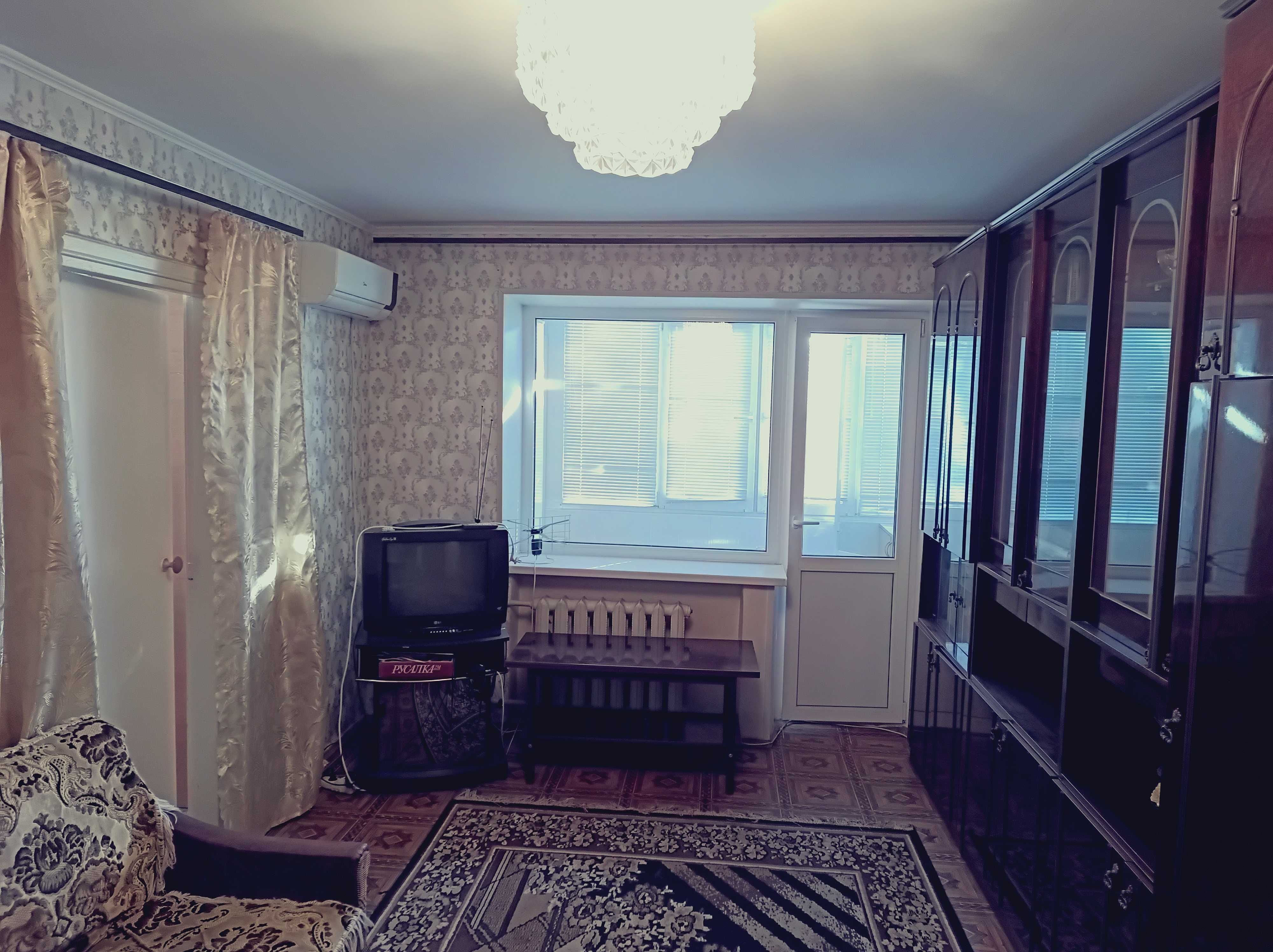 Продам 4-комнатную квартиру в Лесках, 62,8 кв.м в хорошем состоянии.