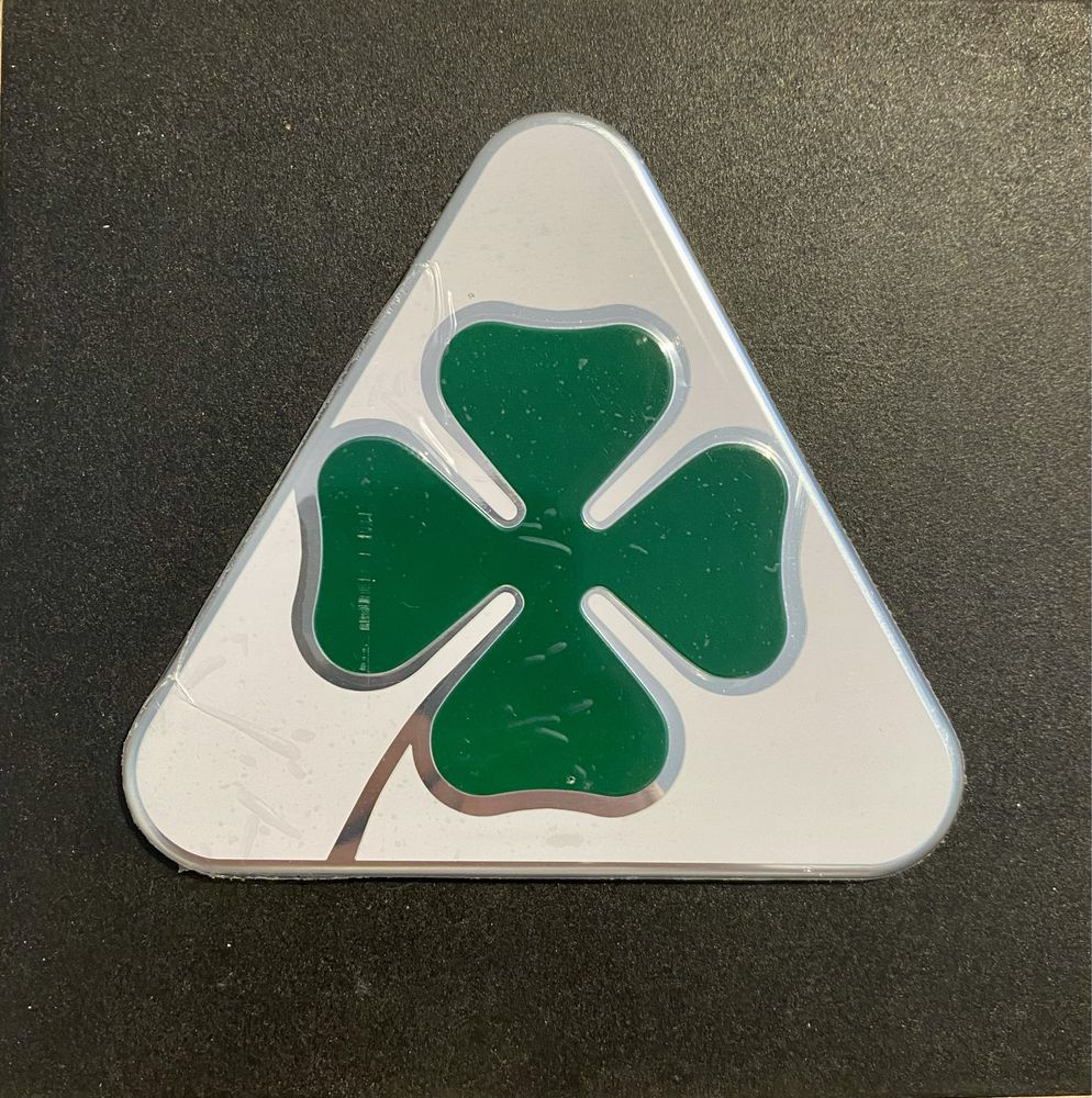 Emblema quadrifoglio