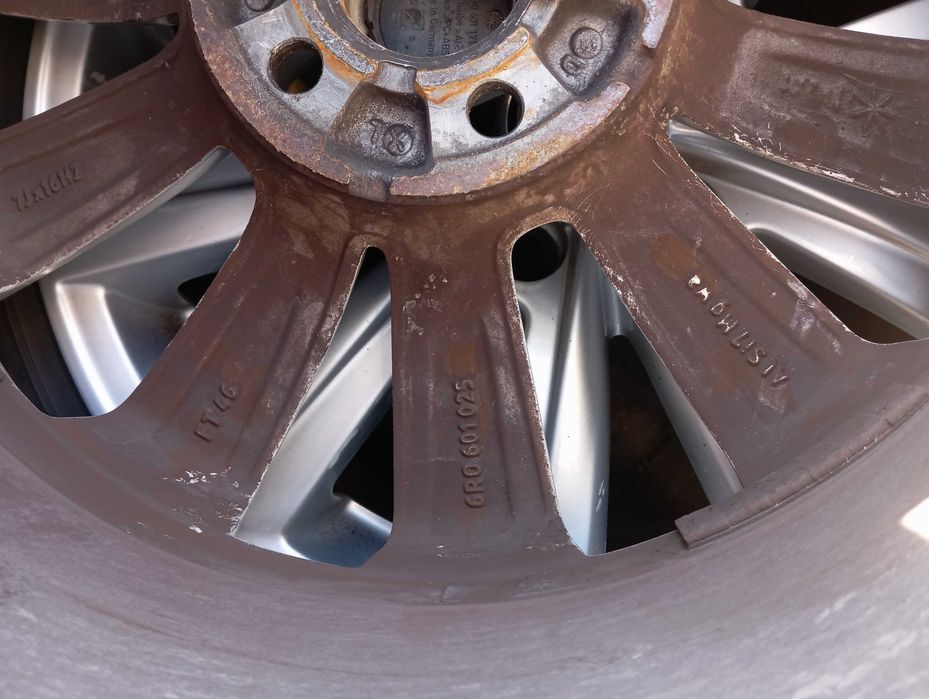 Felga aluminiowa Volkswagen OE VW POLO 6R1 6C1 7.0" x 16" 5x100 ET 46