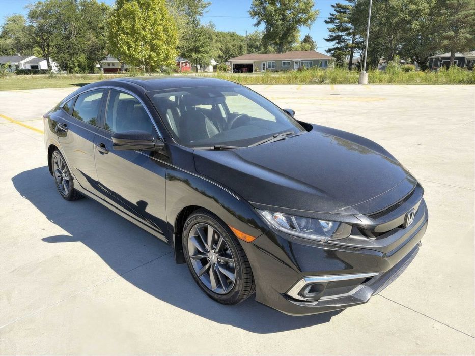 Honda Civic EX-L      2019