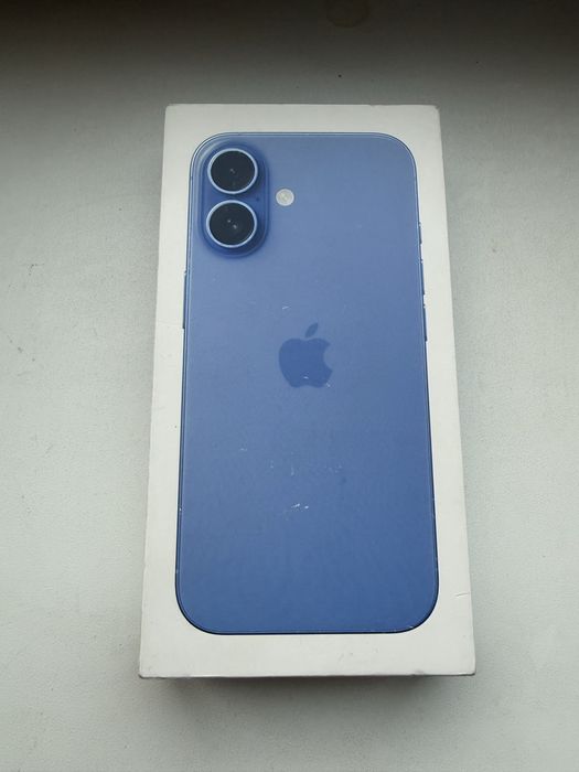 Новий iPhone 16 128GB Ultramarine фіз сім Neverlock