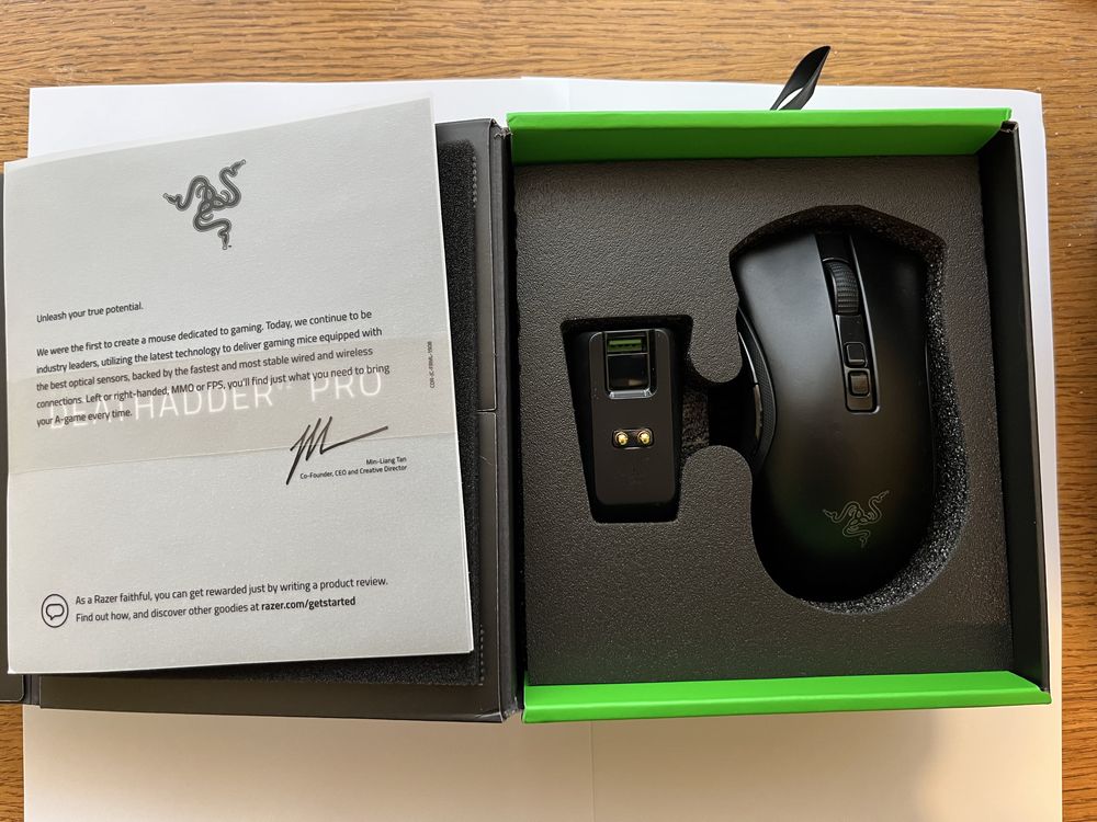 Razer DeathAdder V2 Pro + stacja dokująca