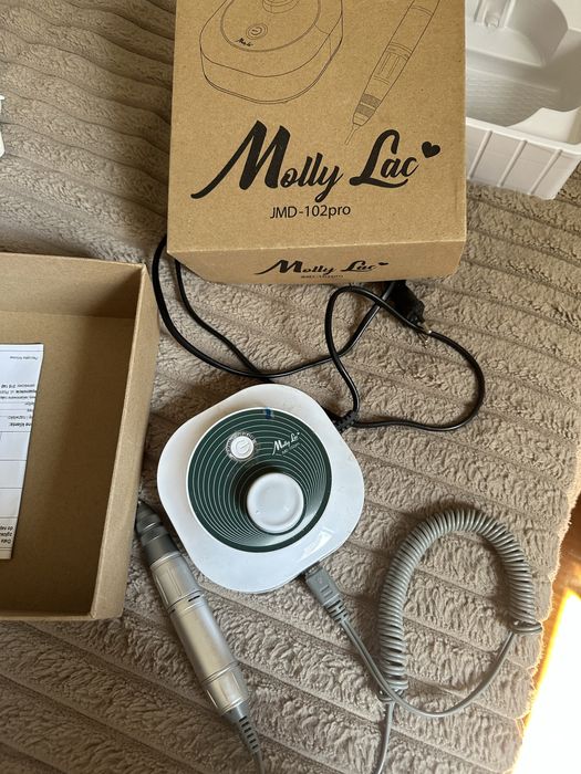 Broca profissional de unhas  Molly Lac