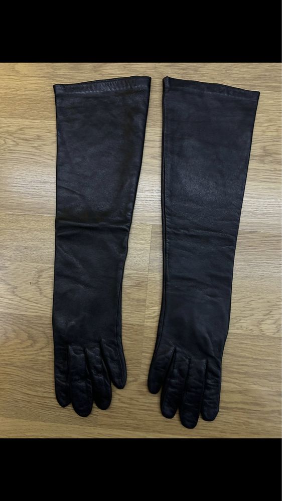 Нові шкіряні жіночі перчатки 6.5 розмір 43довжина